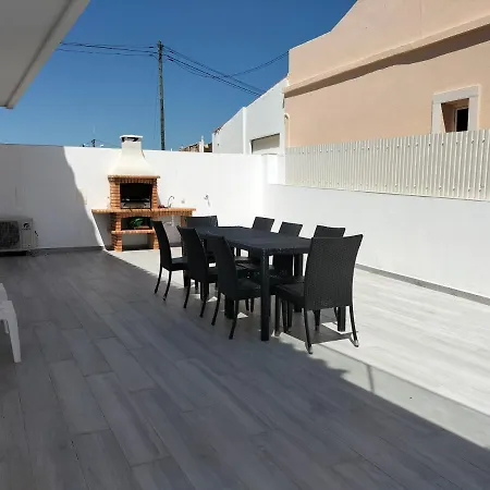 New Colossus With Pool Villa Ferreiras